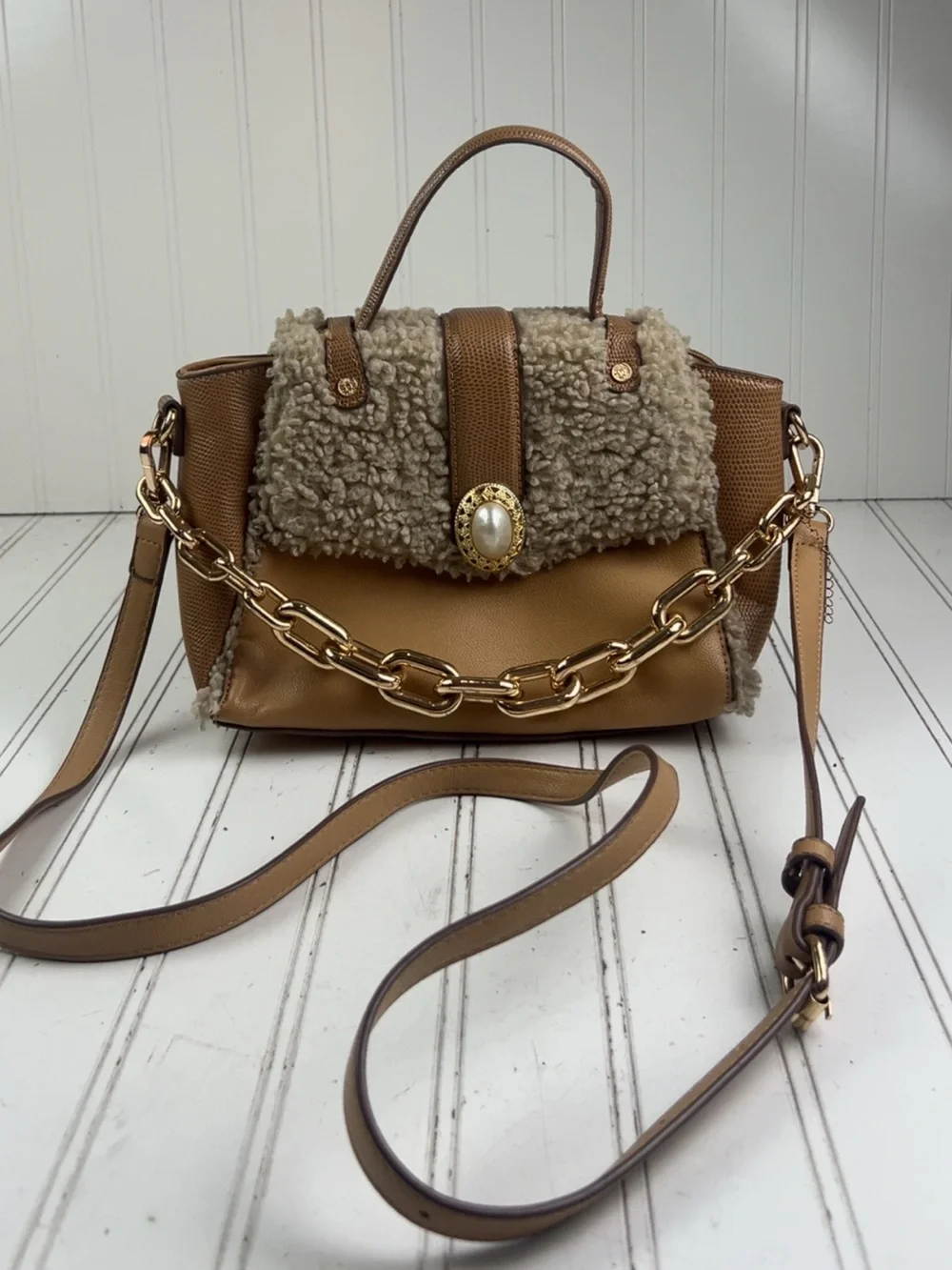 Anne Klein Vintage Y2K Mixed Media Sherpa Crossbody Satchel Brown Pearl Accent - Picture 2 of 15